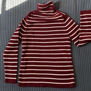 Maroon/white striped 100% cotton rib knit turtleneck from Appleseed's, size PM